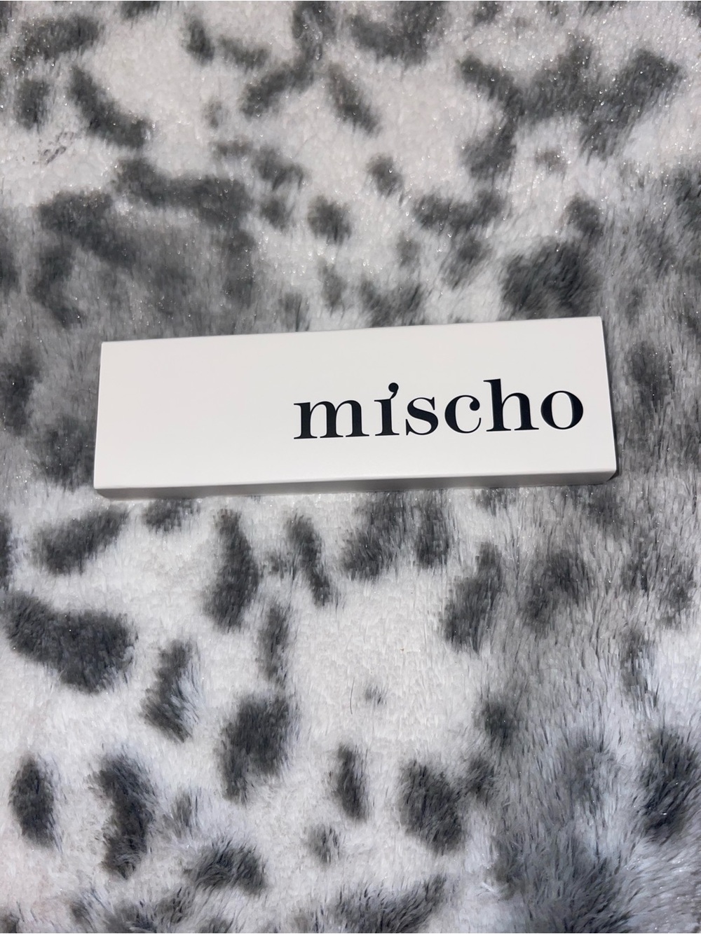 Mischo beauty eyeshadow palette